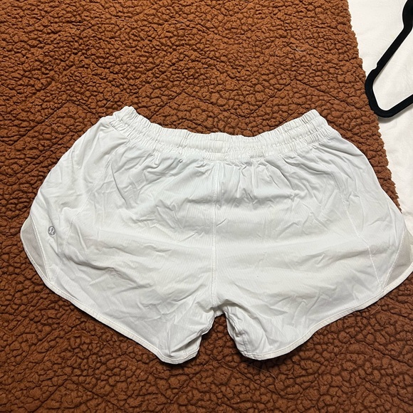 lululemon athletica Pants - Lulu lemon hotty hot low rise lined shorts 2.5”